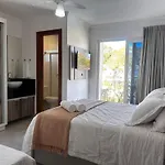 Casa Em Arraial D\'Ajuda -3 Suites, Lazer Completo- Piscina, Sauna E Beach Tenis
