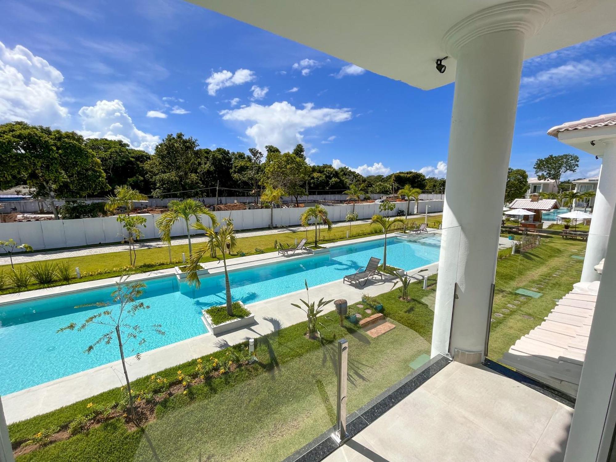 Casa Em Arraial D'ajuda -3 Suites, Lazer Completo- Piscina, Sauna E Tenis Holiday home